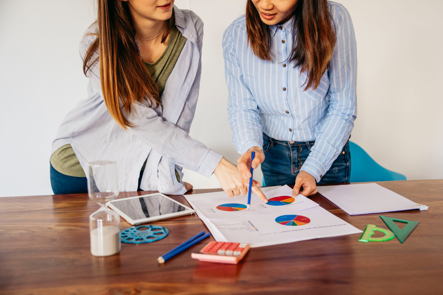 Content Marketing vs. SEO: Which Drives Better ROI in 2025? Content Marketing vs. SEO: Which Drives Better ROI in 2025?